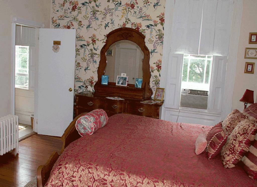 Historic Hill Inn Newport Cameră foto